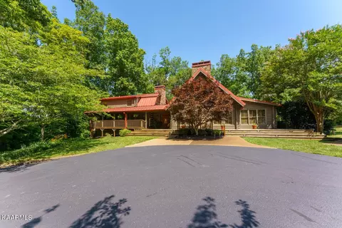 522 Gamble Dr, Heiskell, TN 37754 photo 1