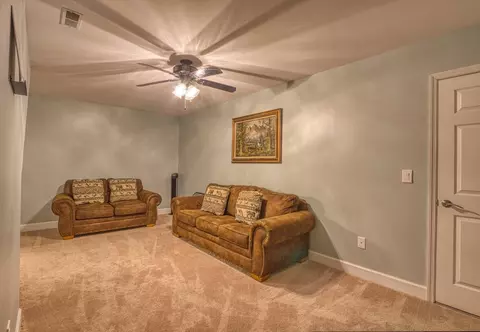 330 Ayers Rd, Kodak, TN 37764 photo 13