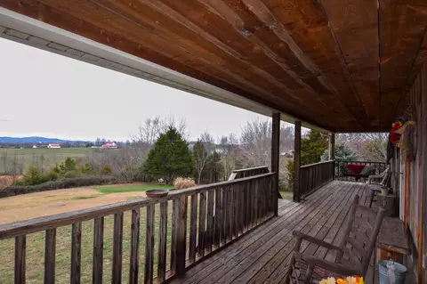 2489 Tarr Rd, Talbott, TN 37877 photo 8