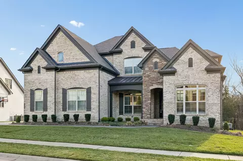 1137 Mcclellan Ln, Nolensville, TN 37135