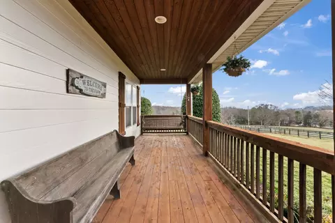 Exterior - 1180 Allisona Rd, Eagleville, TN 37060 photo 3 of 14