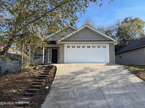 10320 Boston Ln, Knoxville, TN 37932