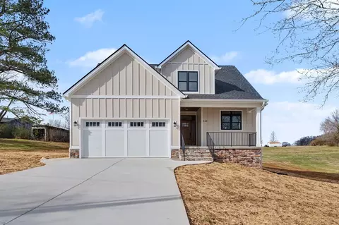 142 Stanton Ave, Gordonsville, TN 38563
