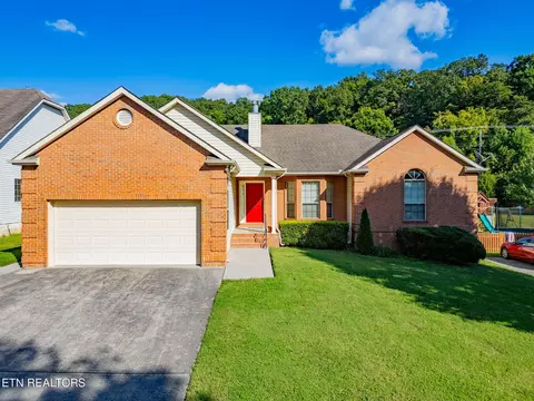 10308 Highgate Cir, Knoxville, TN 37931