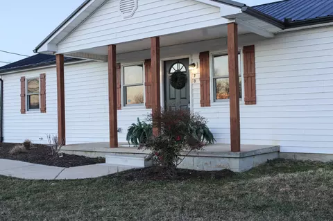 705 County House Rd, Sparta, TN 38583
