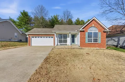1364 Harrington Dr, Gallatin, TN 37066
