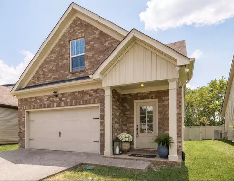 231 Donna Dr, Hendersonville, TN 37075