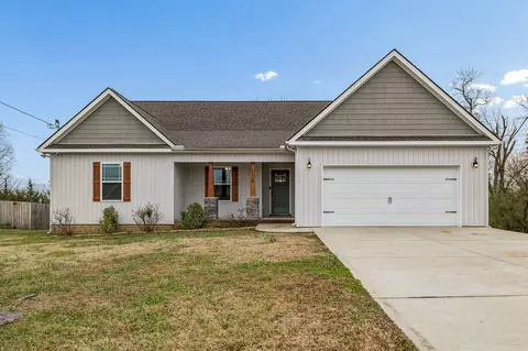 120 Blue Grass Dr, Shelbyville, TN 37160