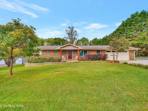 908 Williams St, Maryville, TN 37803