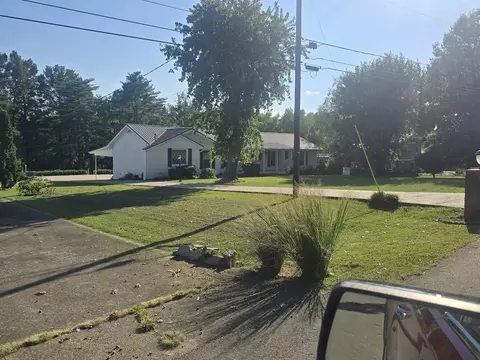 550 Drifting Cir W, Lebanon, TN 37087