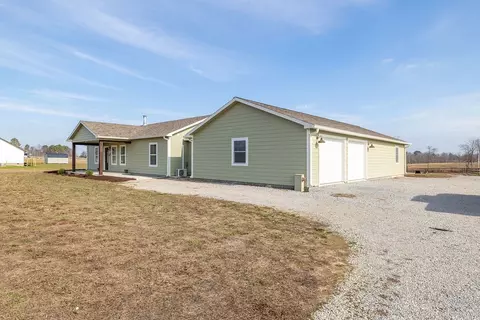 198 Beartown Rd, Loretto, TN 38469 photo 4