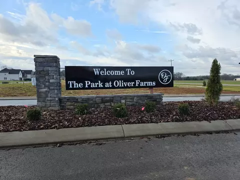 153 Aspen Pine Dr, Clarksville, TN 37043
