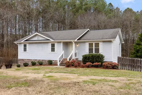 8305 Crossbow Ct, Ooltewah, TN 37363