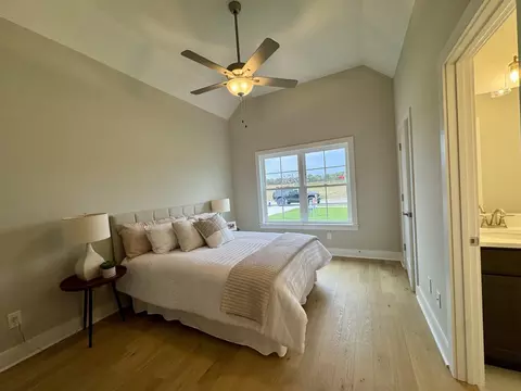 Bedroom - 5560 Sinclair Ct, Murfreesboro, TN 37127 photo 3 of 15