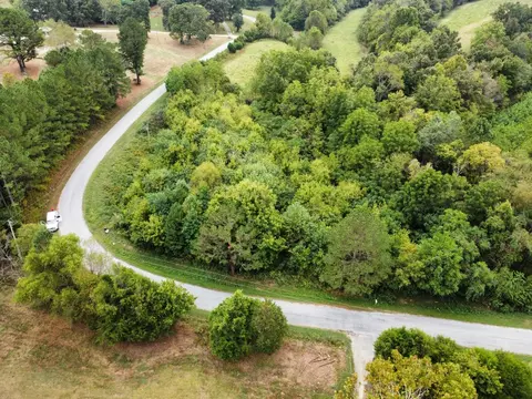 1295 Fesmire Rd, Cedar Grove, TN 38321