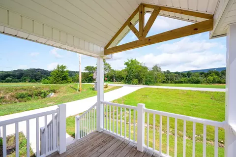 249 Bear Oak Dr, Dunlap, TN 37327 photo 3