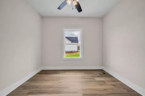 Bedroom - 1012 Northside Dr, Dickson, TN 37055 photo 5 of 7
