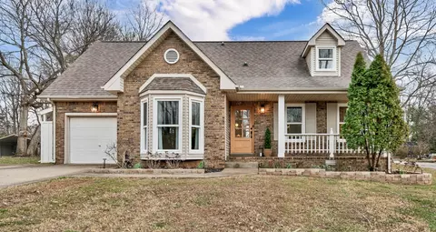2013 Sweetbriar Dr, Clarksville, TN 37043