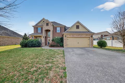 1042 Brixworth Dr, Thompsons Station, TN 37179