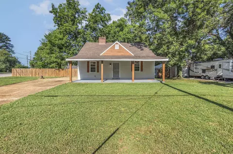 3001 Morningside St, Memphis, TN 38127