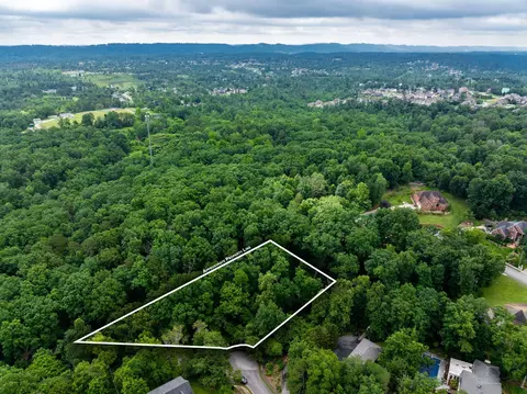 7610 Glocester Ct, Chattanooga, TN 37421