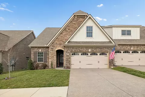 892 Meadowcrest Way, Lebanon, TN 37090