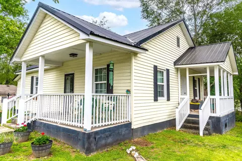 301 Cedar St, La Fayette, GA 30728