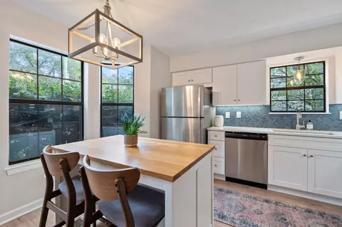 515 Chesterfield Ave # D, Nashville, TN 37212