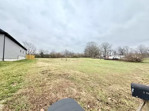 120 Alabama Ave, Oak Grove, KY 42262