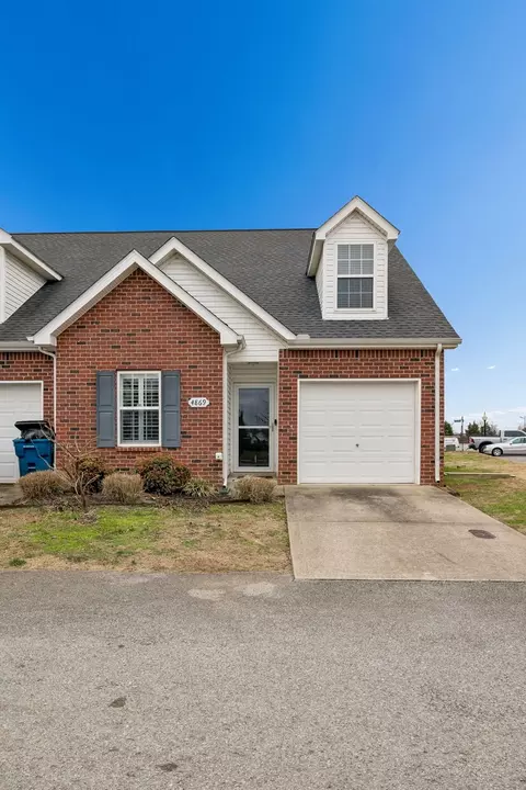 4869 Chelanie Cir, Murfreesboro, TN 37129