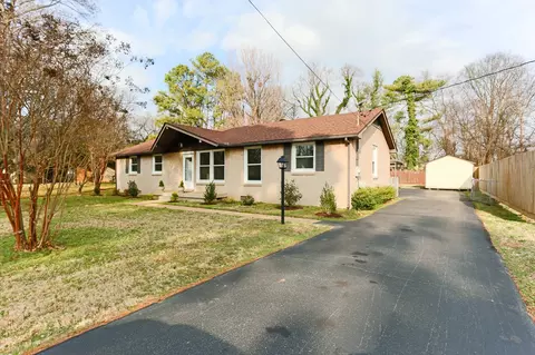 1923 Bradyville Pike, Murfreesboro, TN 37130