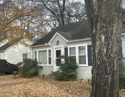 1022 Leaf Ave, Murfreesboro, TN 37130 photo 2