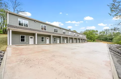 329 Cedar Ct #B, Clarksville, TN 37042