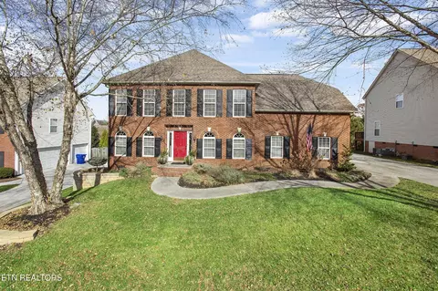 12538 Coral Reef Cir, Knoxville, TN 37922