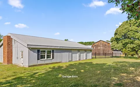 Exterior - 6730 Standifer Gap Rd, Chattanooga, TN 37421 photo 2 of 15