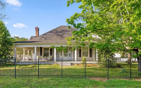 Exterior - 6730 Standifer Gap Rd, Chattanooga, TN 37421 photo 6 of 15