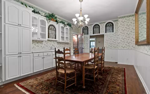 Dining - 6730 Standifer Gap Rd, Chattanooga, TN 37421 photo 1 of 3