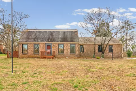 3012 Cox Mill Rd, Hopkinsville, KY 42240