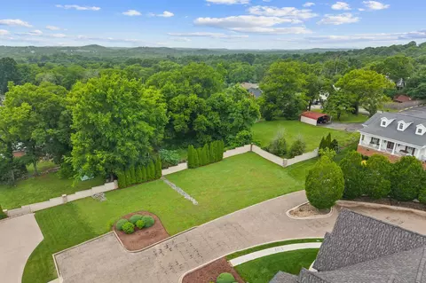 705 Halcyon Way, Columbia, TN 38401