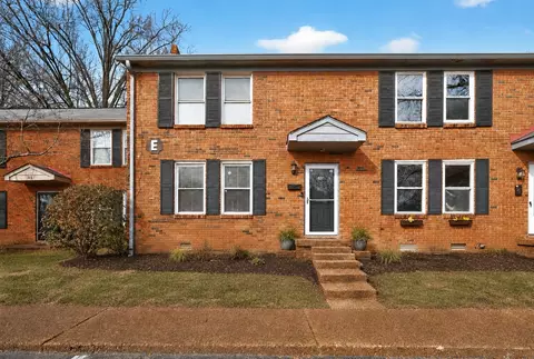 5515 Country Dr #30, Nashville, TN 37211