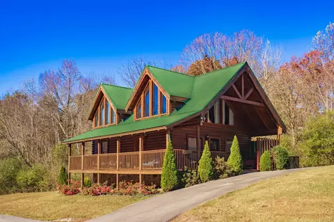552 Blackberry Ridge Way, Pigeon Forge, TN 37863