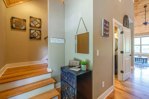 Entry Way - 320 Floating Mill Rd, Silver Point, TN 38582 photo 4 of 5