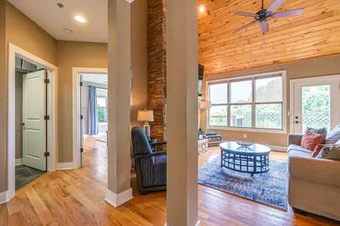 Entry Way - 320 Floating Mill Rd, Silver Point, TN 38582 photo 3 of 5