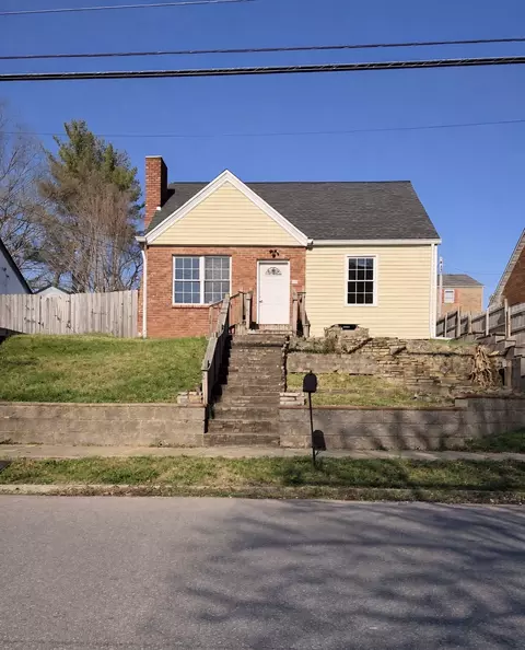 409 7th Ave W, Springfield, TN 37172