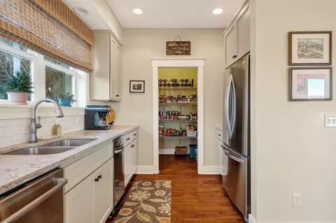 Kitchen - 3379 Austin Bottom Rd, Baxter, TN 38544 photo 4 of 4