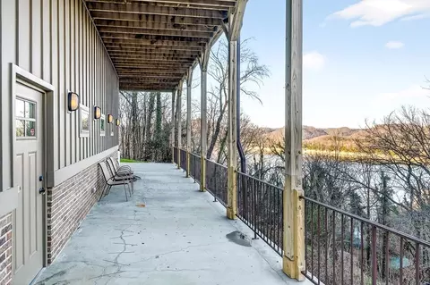 Exterior - 3379 Austin Bottom Rd, Baxter, TN 38544 photo 9 of 9