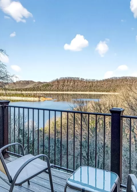 Exterior - 3379 Austin Bottom Rd, Baxter, TN 38544 photo 6 of 9