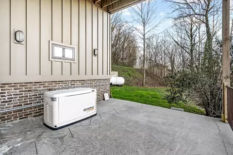 Exterior - 3379 Austin Bottom Rd, Baxter, TN 38544 photo 7 of 9