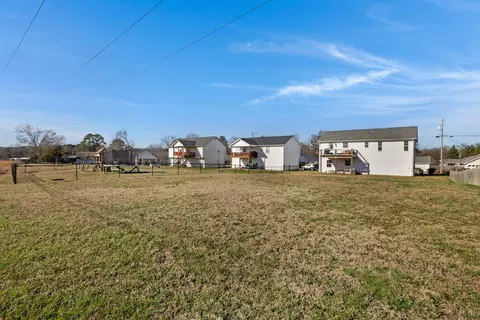 Exterior - 47 Spring Place Dr, Fort Oglethorpe, GA 30742 photo 6 of 7