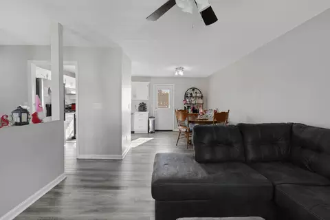 Entry Way - 47 Spring Place Dr, Fort Oglethorpe, GA 30742 photo 2 of 2